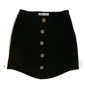Very good condition: Zara black gold button mini skirt size XS